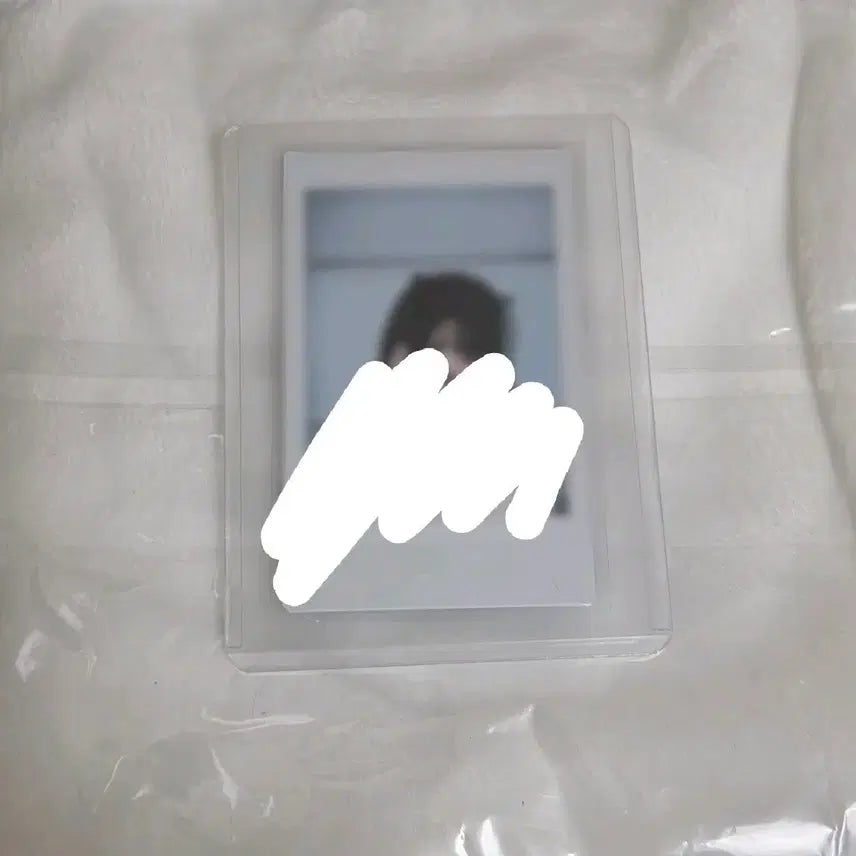 [SOLD OUT] 프로미스나인 송하영 친필 싸인 폴라 싸폴 판매