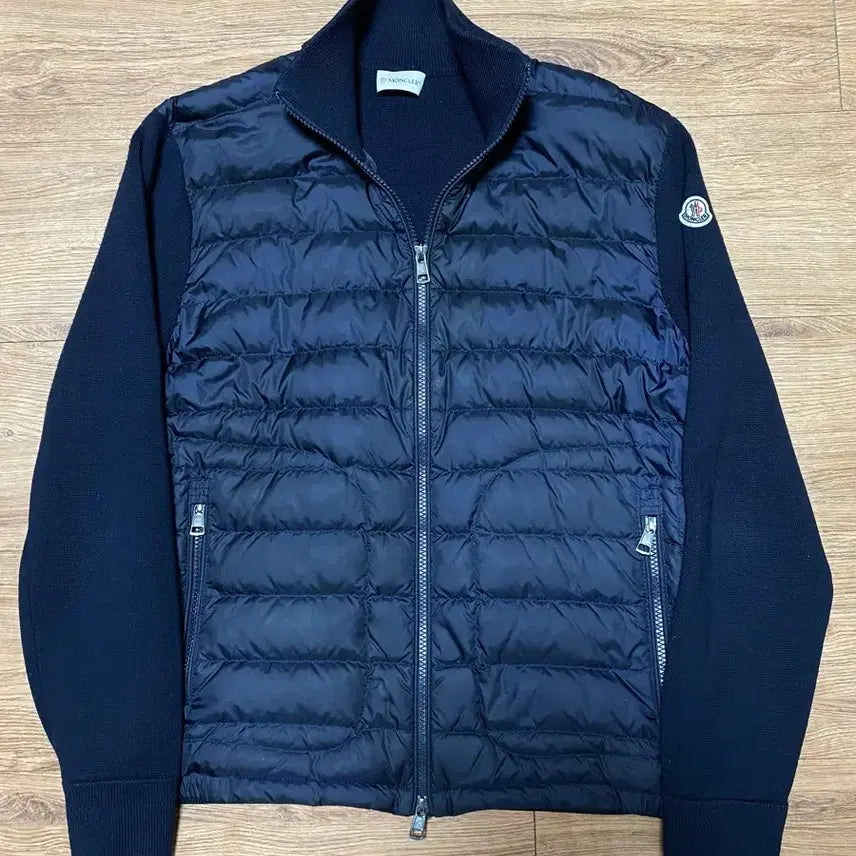 [BUNJANG] Moncler Knit Padded Wool Cardigan M Size / [급처]네고많이가능 23~24년식 몽클레어 니트패딩 울 가디건 김현우
