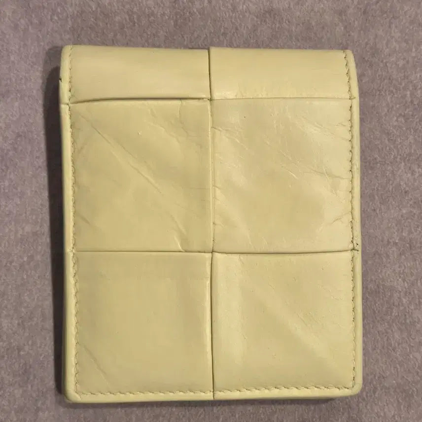 [BUNJANG] Bottega Veneta Cassette Intrecciato Bi-fold Wallet Lemon Yellow / [정품] 보테가 베네타 카세트 인트레치아토 반지갑 (레몬 옐로우)