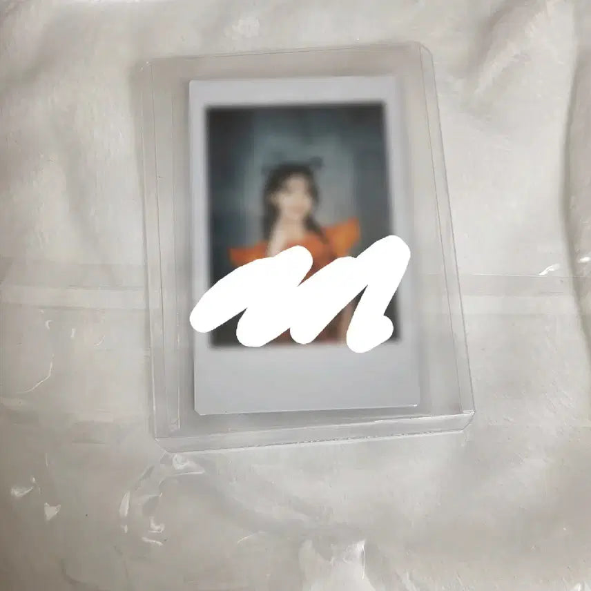 [SOLD OUT] 프로미스나인 백지헌 친필 싸인폴라 싸폴 양도