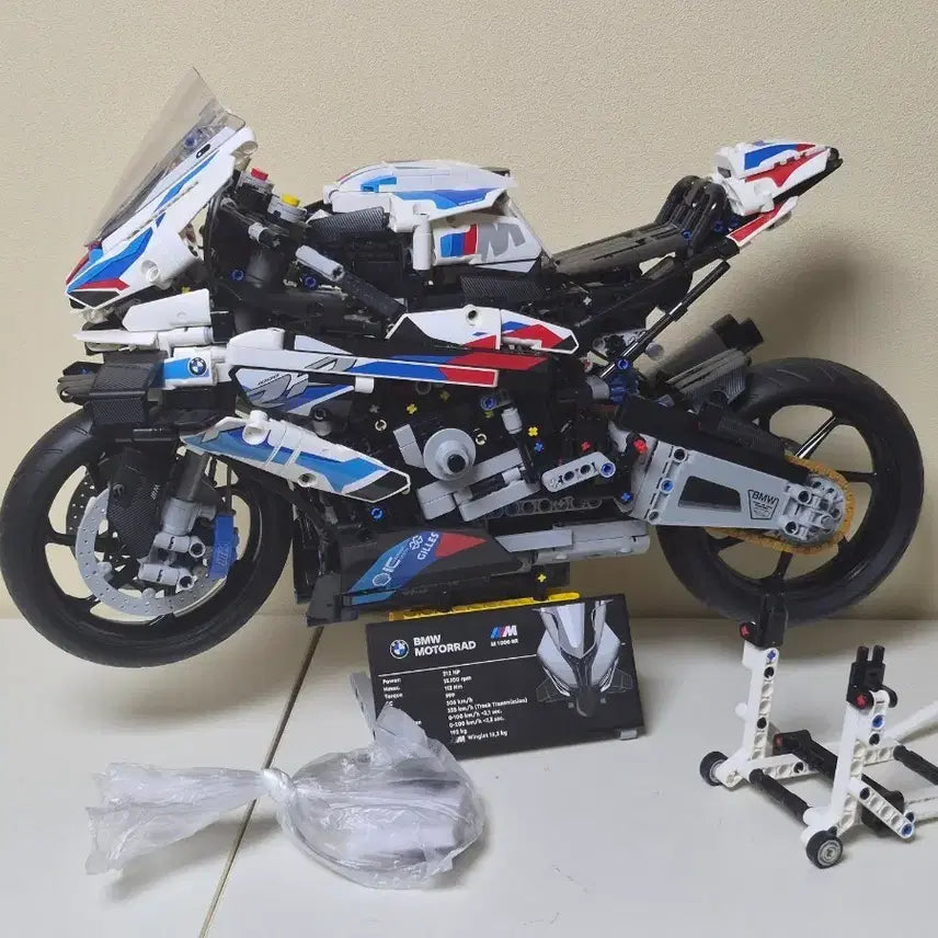 [BUNJANG] LEGO 42130 BMW M1000RR Genuine Set / 레고 정품 42130 BMW M1000RR S급 조립품 판매합니다