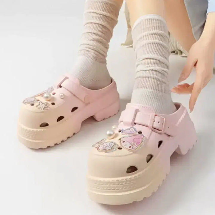 [BUNJANG] Sanrio My Melody Crocs Sandals / 산리오 마이멜로디 크록스 샌들 슬리퍼