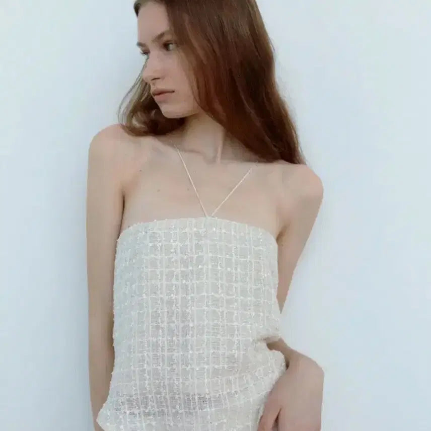 [BUNJANG] Soft Seoul Kissest Tweed Halterneck Top / 소프트서울 키세스 트위드 홀터넥 탑