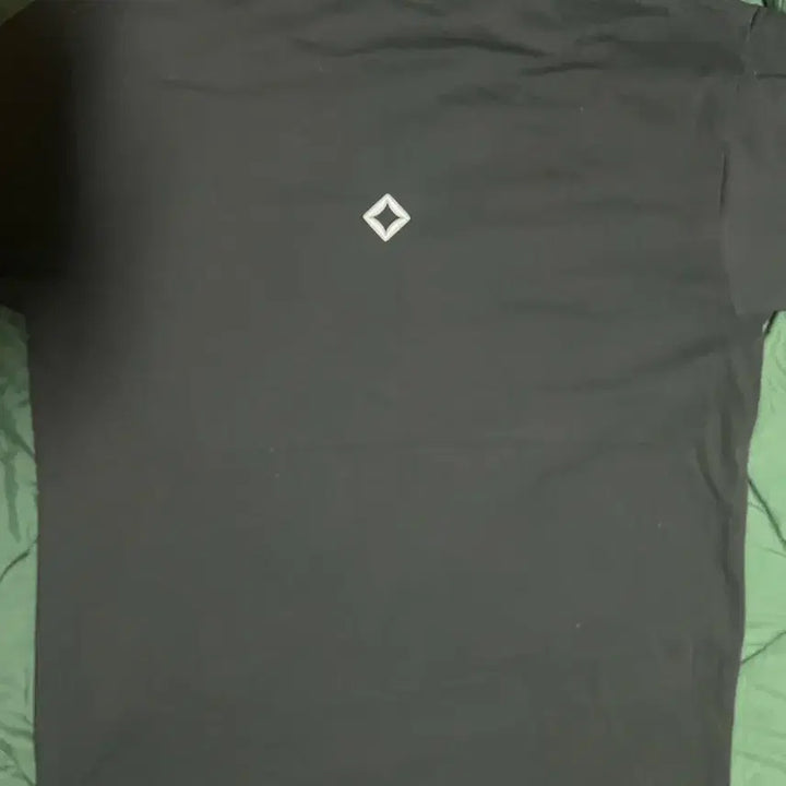 [BUNJANG] Helinox Fragment Black T-shirt M / 헬리녹스 Fragment 블랙 반팔티 m