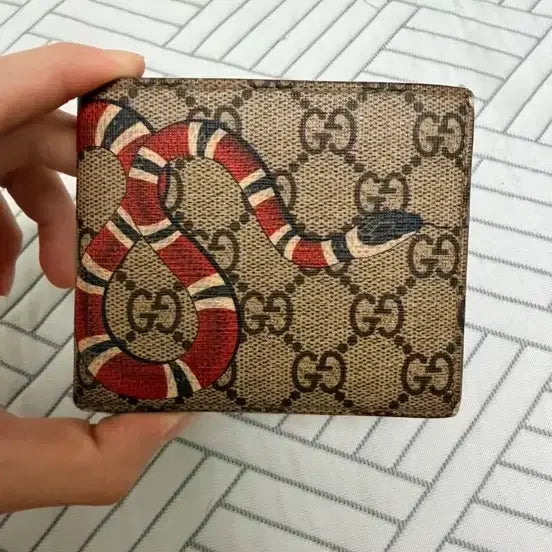 [BUNJANG] Gucci Kingsnake Bi-fold Wallet / 구찌 킹스네이크 반지갑