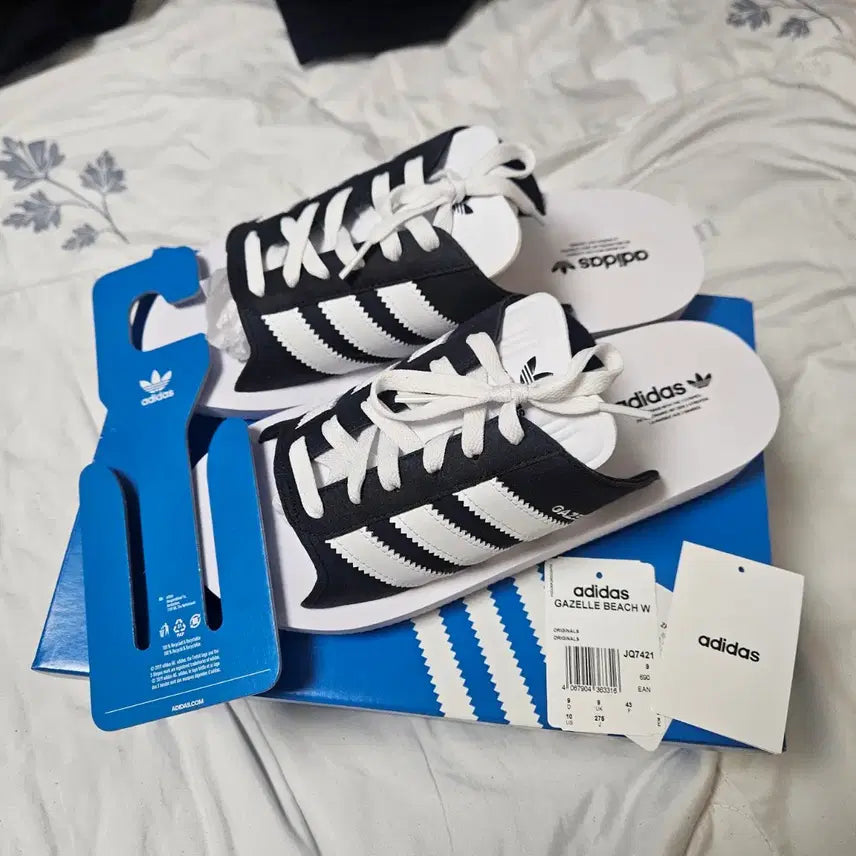 [BUNJANG] Adidas Gazelle Beach Slides 275 / 새상품)아디다스 가젤 비치 슬리퍼 275