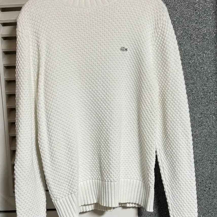 [BUNJANG] Lacoste Live White Crewneck Knit / 라코스테 라이브 LIVE 화이트 라운드넥 니트