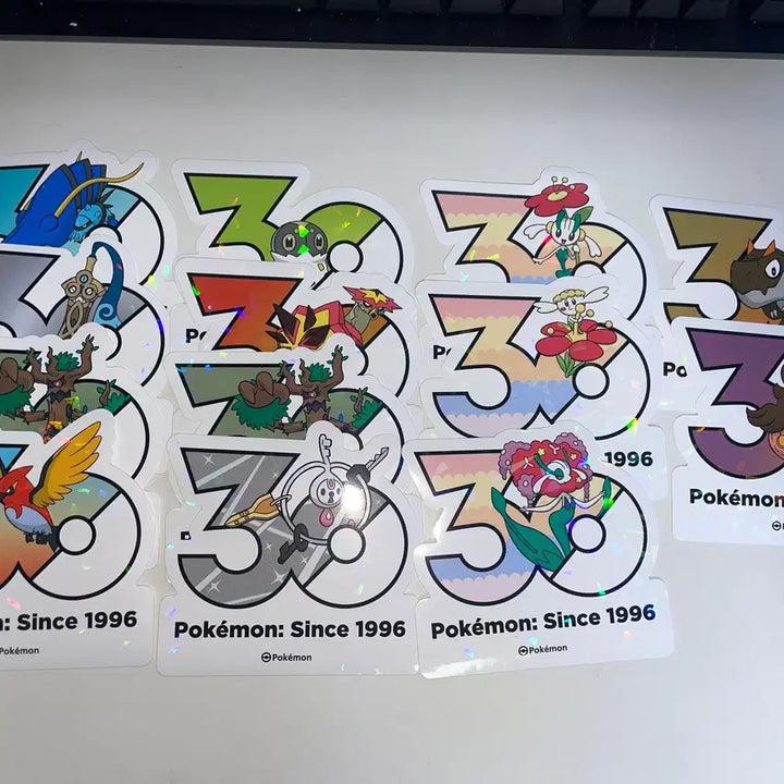 [BUNJANG] Pokemon 30th Anniversary Stickers / 포켓몬 30주년 기념 스티커 팝니다6~9세대 및 일부전설