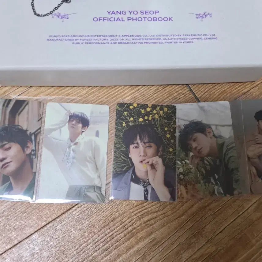 [BUNJANG] YANG YOSEOP Photobook + Badge + 5 Photocards Set / 양요섭 포토북 + 뱃지 + 트레카5장 세트