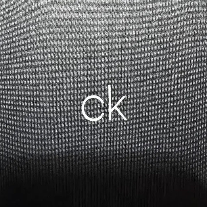 [BUNJANG] Calvin Klein Training Half-Zip Long Sleeve T-Shirt Size S / [S,90]캘빈클라인 트레이닝 반집업 긴팔티 CK