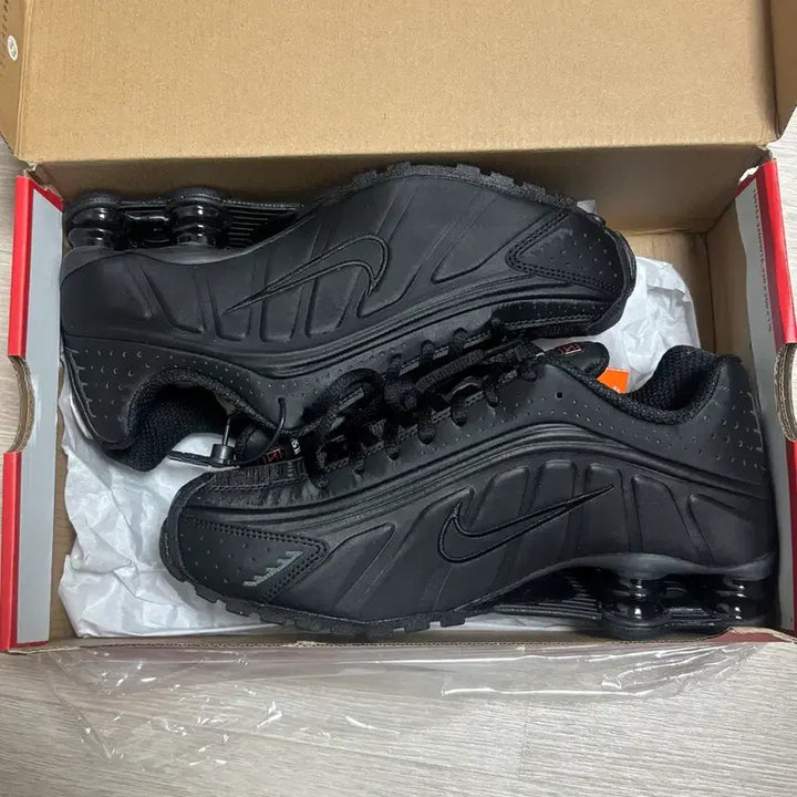 [BUNJANG] Nike Shox R4 Black Women&