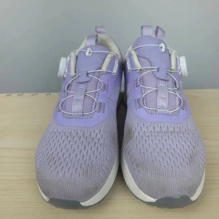 [BUNJANG] Airwalk Light Air Cushion Dial Sneakers / 245 에어워크 라이트 에어쿠션 다이얼 운동화 러닝화 워킹화 헬스화