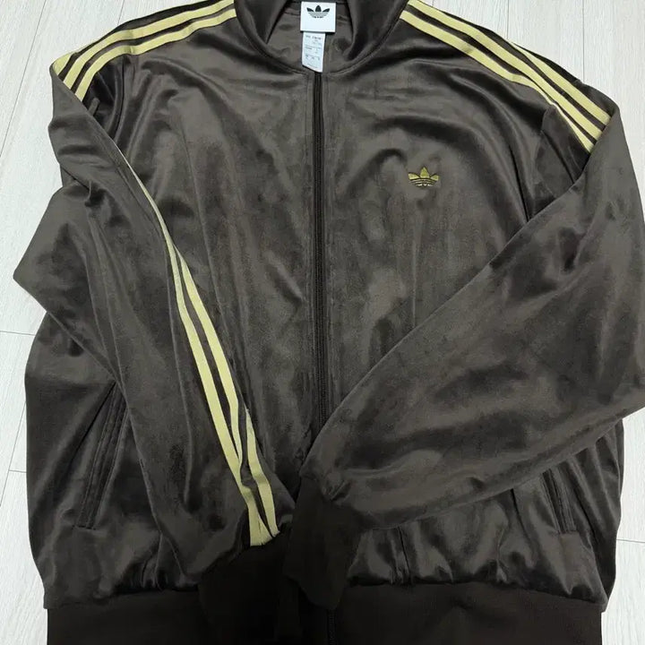 [BUNJANG] Adidas Velvet Track Top Jersey 2XL / 아디다스 벨벳 트랙탑 져지 2XL