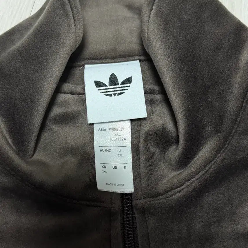 [BUNJANG] Adidas Velvet Track Top Jersey 2XL / 아디다스 벨벳 트랙탑 져지 2XL