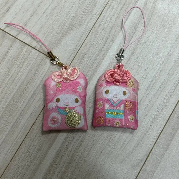 [BUNJANG] Sanrio My Melody Omamori Charm Keychain Holder Set / 산리오 마이멜로디 오마모리 부적 키링 키홀더 세트