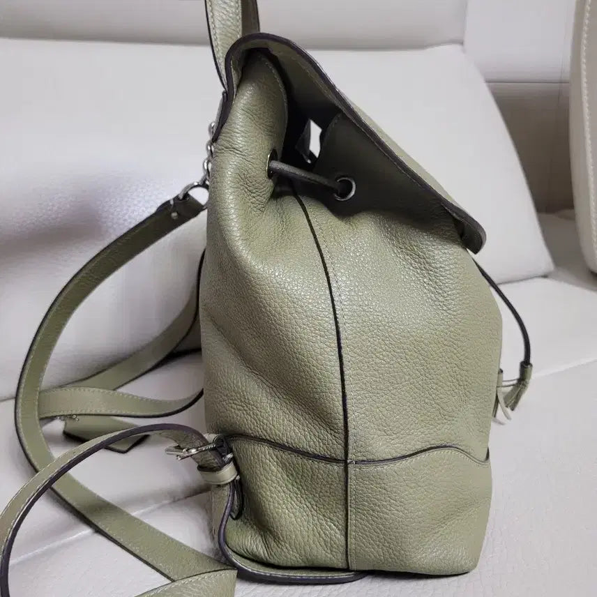 [BUNJANG] Coach Leather Backpack Olive Green / 코치 가죽 백팩 여자가방