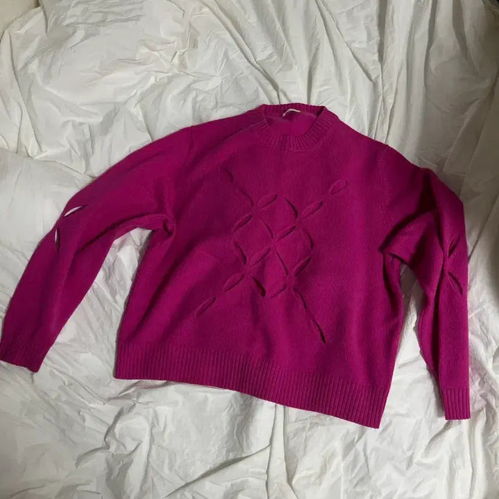 [BUNJANG] Stephan Cook Slash Cut Out Knit / 스테판 쿡 슬래쉬 컷 아웃 니트