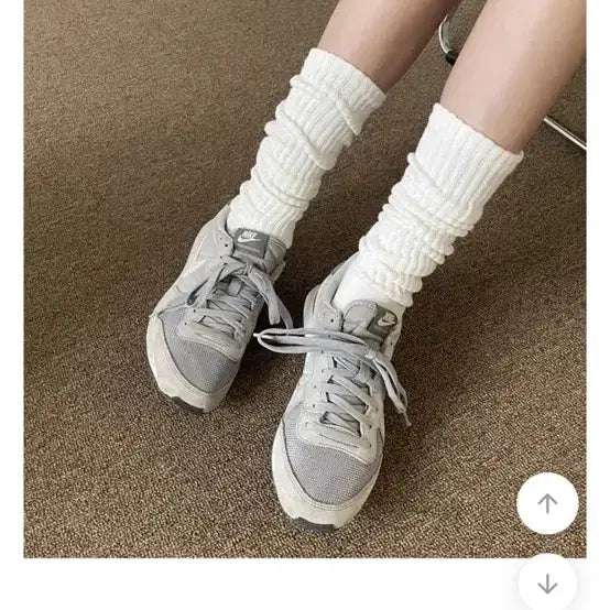 [BUNJANG] Creamy Knit Wrinkle Warmer Socks (Set of 2) / 크리미 니트 주름 워머 삭스 양말 2개