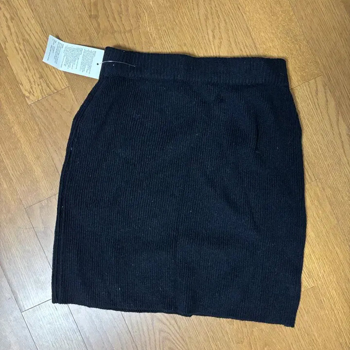 [BUNJANG] Misha Skirt / 롯백구매 치마 새것