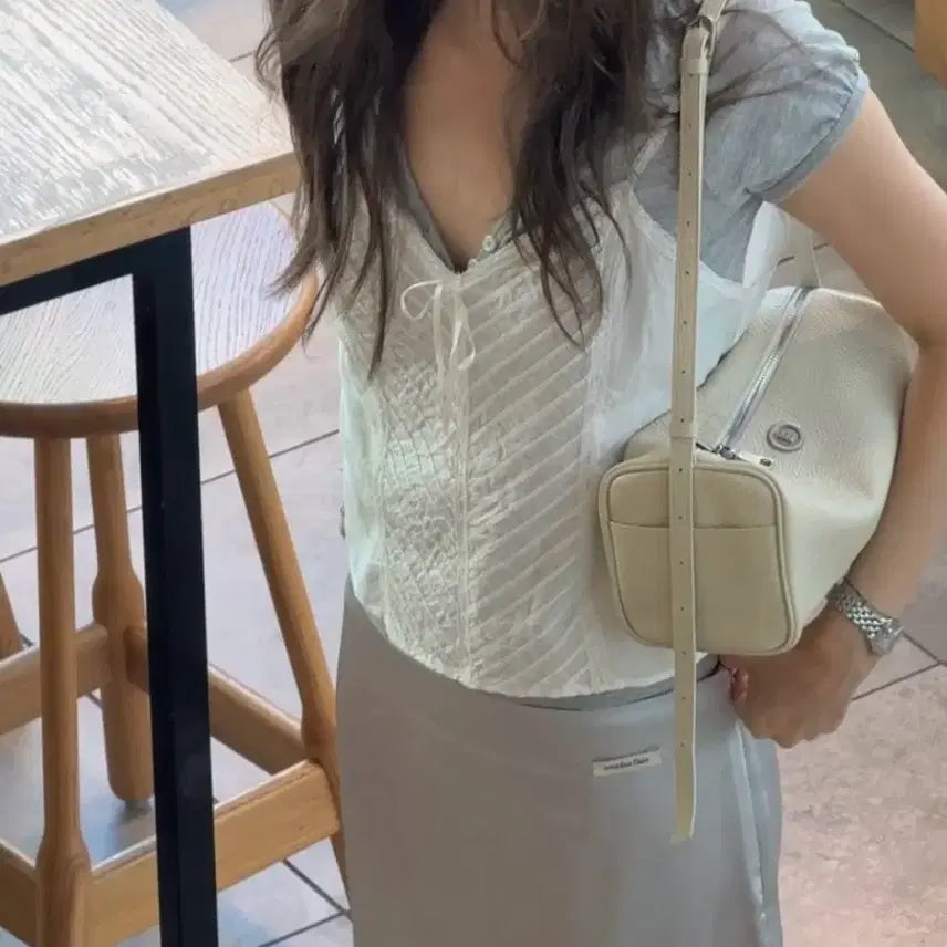 [BUNJANG] Overdue Flare Lace Satin Midi Skirt / 오버듀플레어 lace satin midi skirt