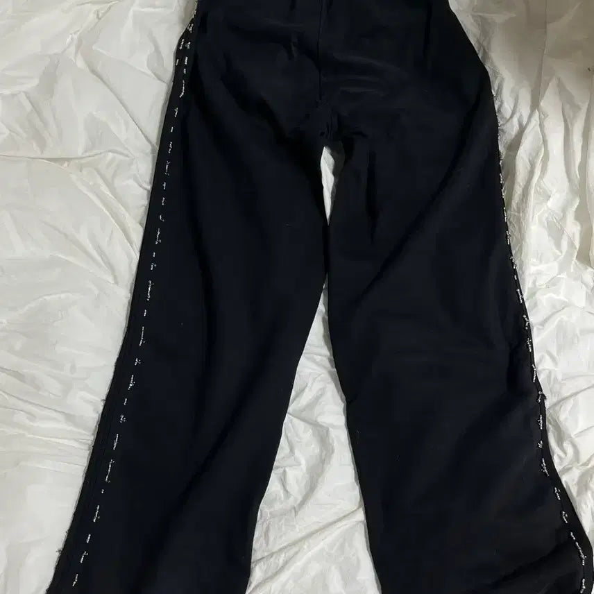 [BUNJANG] 604service Beaded Sweatpants / 604service 비즈 스웨트팬츠