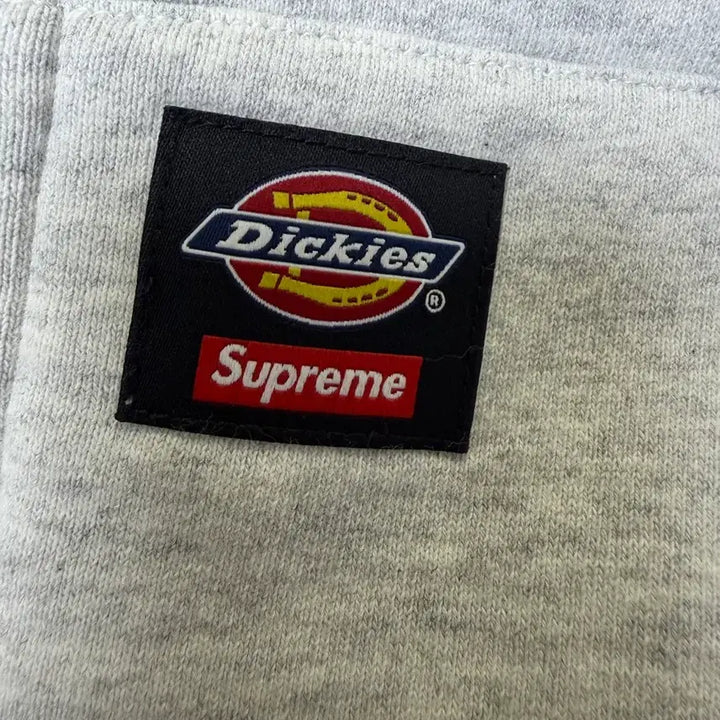 [BUNJANG] Supreme Dickies 24FW Ash Grey Hooded Zip-Up Sweatshirt XL / XL 24FW 슈프림 디키즈 후드집업 애쉬 그레이