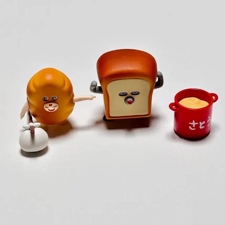[BUNJANG] Bread Thief Croissant &amp; Loaf Gacha Figure Bundle Set / 빵도둑 크루아상 식빵 가챠 피규어 일괄