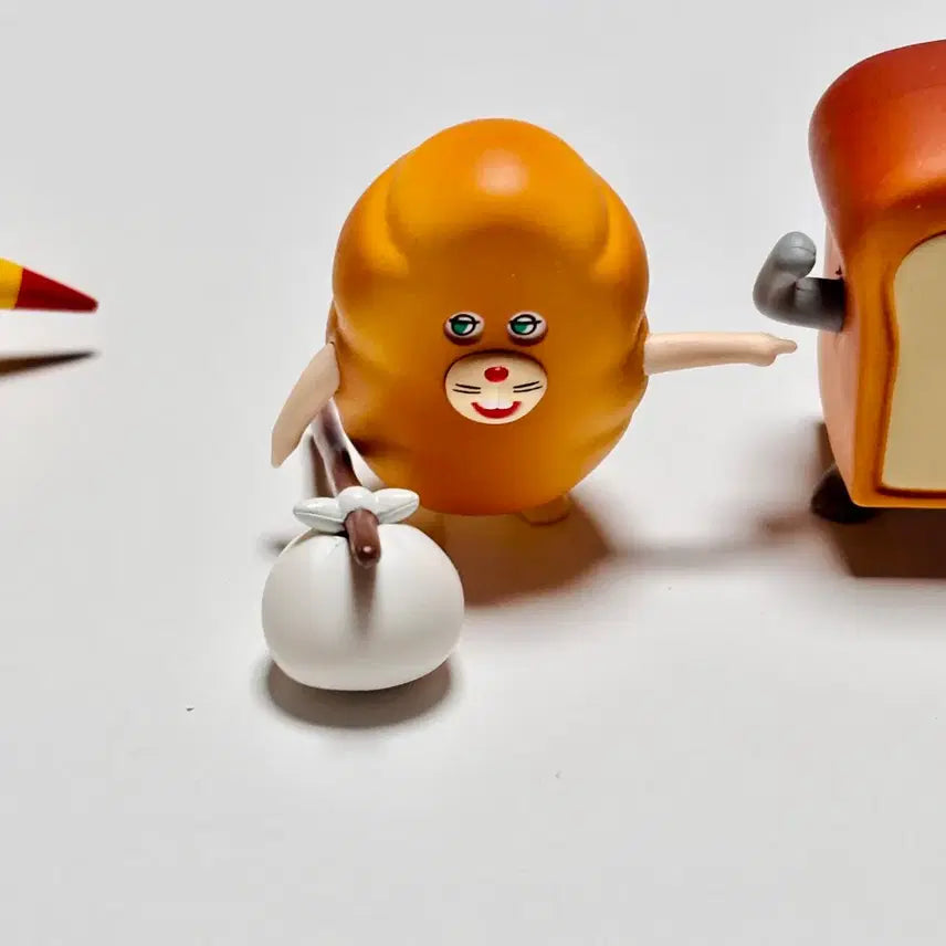 [BUNJANG] Bread Thief Croissant &amp; Loaf Gacha Figure Bundle Set / 빵도둑 크루아상 식빵 가챠 피규어 일괄