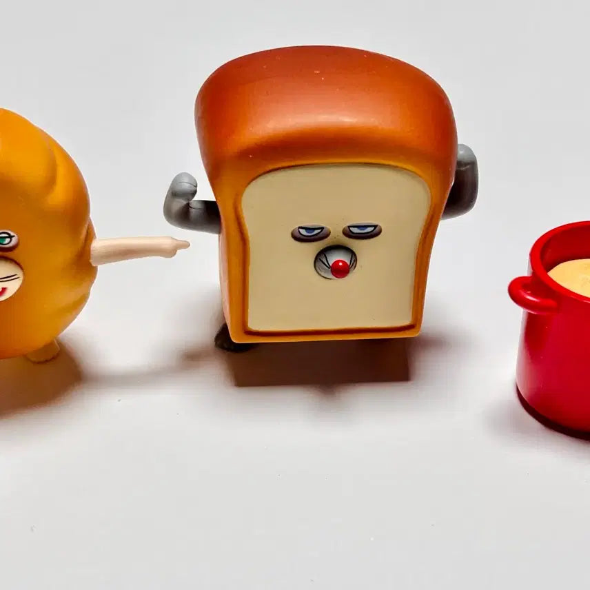 [BUNJANG] Bread Thief Croissant &amp; Loaf Gacha Figure Bundle Set / 빵도둑 크루아상 식빵 가챠 피규어 일괄