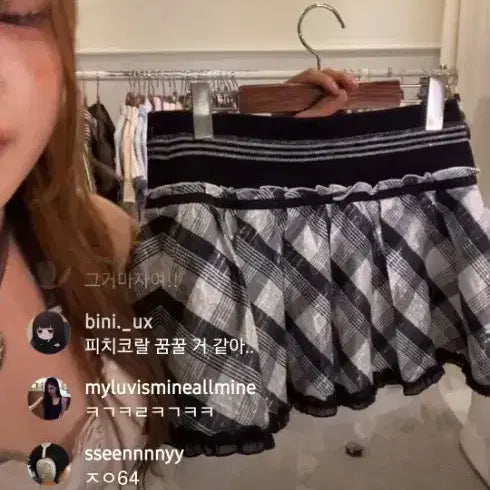 [BUNJANG] Wise Girl Vintage Game Character Skirt / 공겜여주깔 스커트 와이즈걸 빈티지