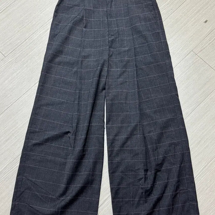 [BUNJANG] Waviness Red Check Trousers / [2] 웨이비니스 레드 체크 트라우저