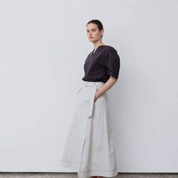 [BUNJANG] RRACE Stitch Belted Long Flare Cotton Skirt Ecru Ivory / RRACE 레이스 스티치 벨티드 롱 플레어 코튼 스커트 에크루 아이보리
