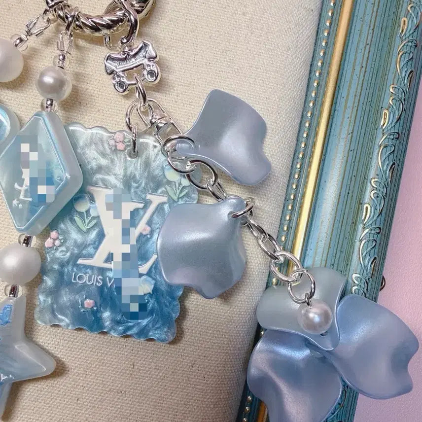 [BUNJANG] Beaded Blue Flower Petal Charm / 비즈키링 블루꽃잎키링