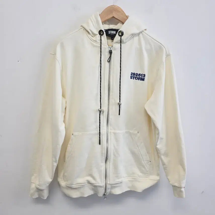 [BUNJANG] STORM LONDON Unisex Ivory Hooded Zip-Up Training Set - Size M / 스톰런던  공용 세트 M  상태최상 아이보리 후드집업 트레이닝