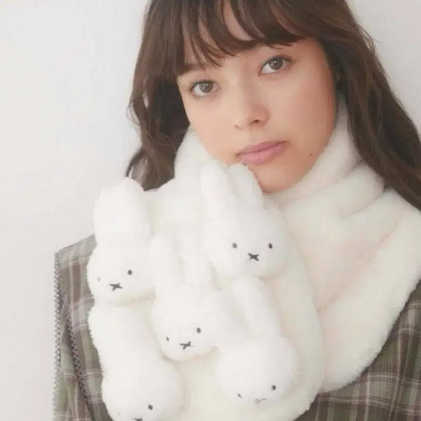 [BUNJANG] Merry Jenny Miffy Patterned Muffler / 미피 목도리 머플러 merry jenny 메리제니 양산형 지뢰계 서브컬쳐