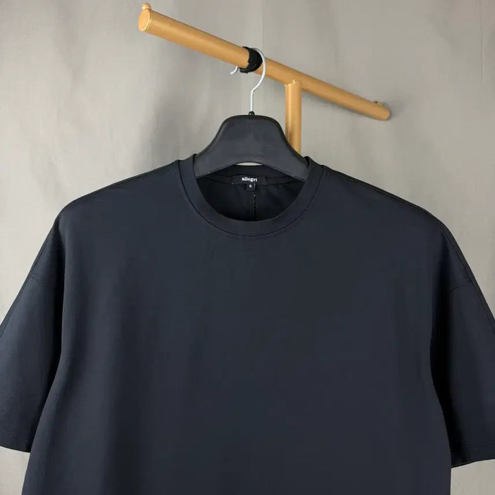 [BUNJANG] Allegri Solid Short Sleeve T-Shirt (S) / S ) 알레그리 솔리드 반팔 티셔츠