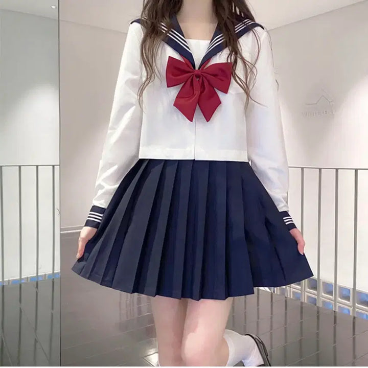 [BUNJANG] Sailor Uniform Skirt Set - Size M (Fits Small) / 졸사컨셉 졸업사진 컨셉사진 세라복 판매