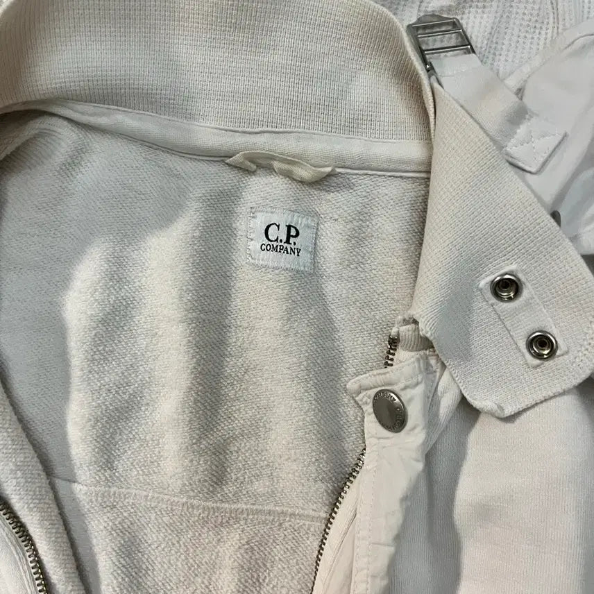 [BUNJANG] CP Company Goggle Jacket White / Cp컴퍼니 고글자켓 화이트