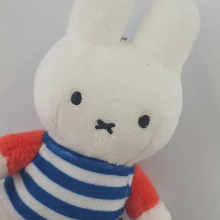 [BUNJANG] Miffy Plush Keychain / 미피 인형 키링