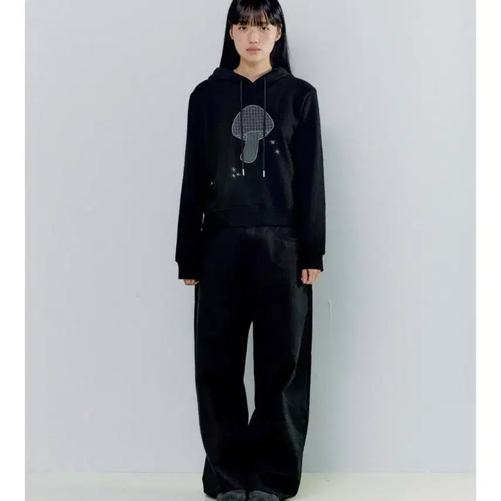 [BUNJANG] OPIOPI MUSHROOM PATCH HOODIE BLACK / 오피쉬 MUSHROOM PATCH HOODIE BLACK