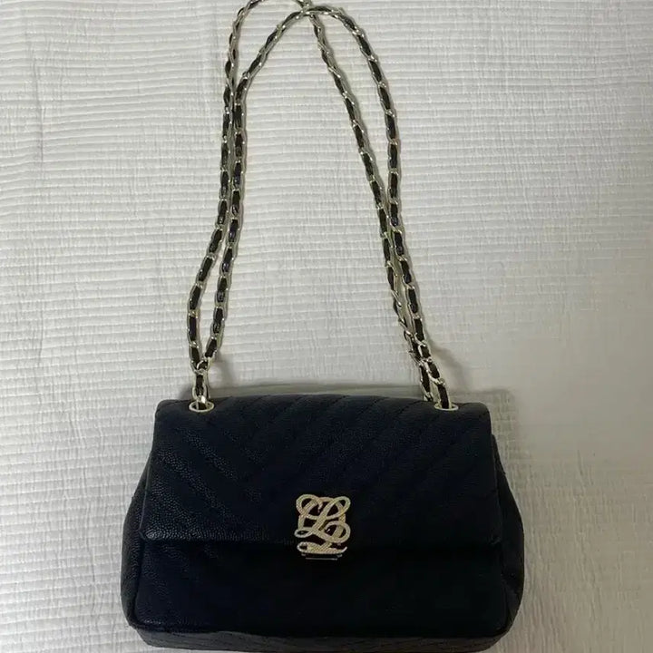 [BUNJANG] Louis Quatorze Chain Shoulder Bag / 루이까또즈 체인 숄더백