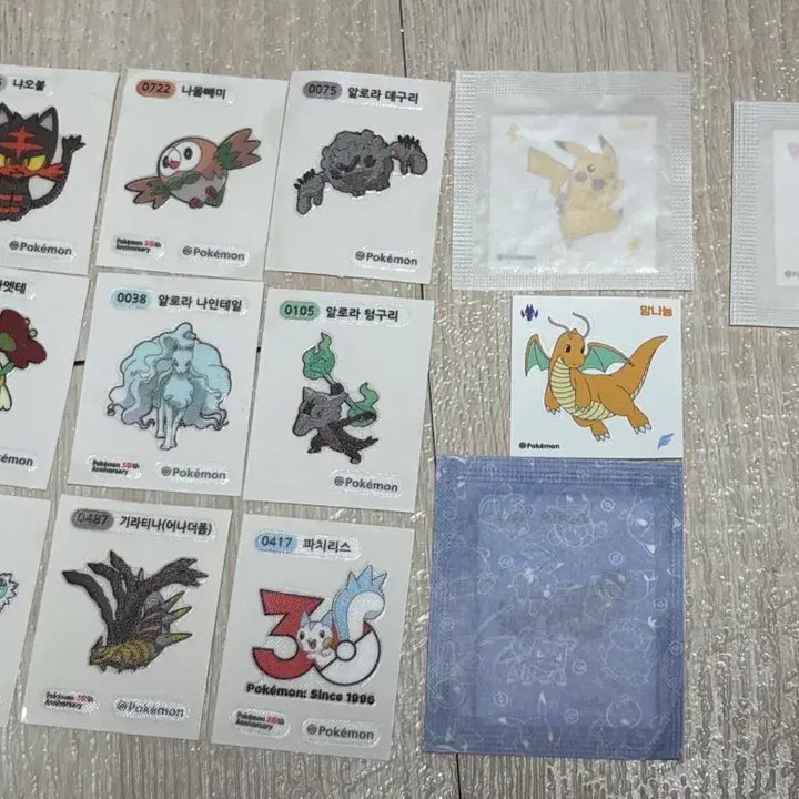 [BUNJANG] Pokemon 30th Anniversary and Other Stickers/Seals / 포켓몬 30주년 외 띠부씰 및 스티커 판매 나몰빼미 나인테일 에브이
