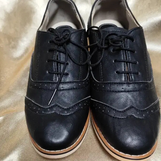 [SOLD OUT] 230사이즈 신발