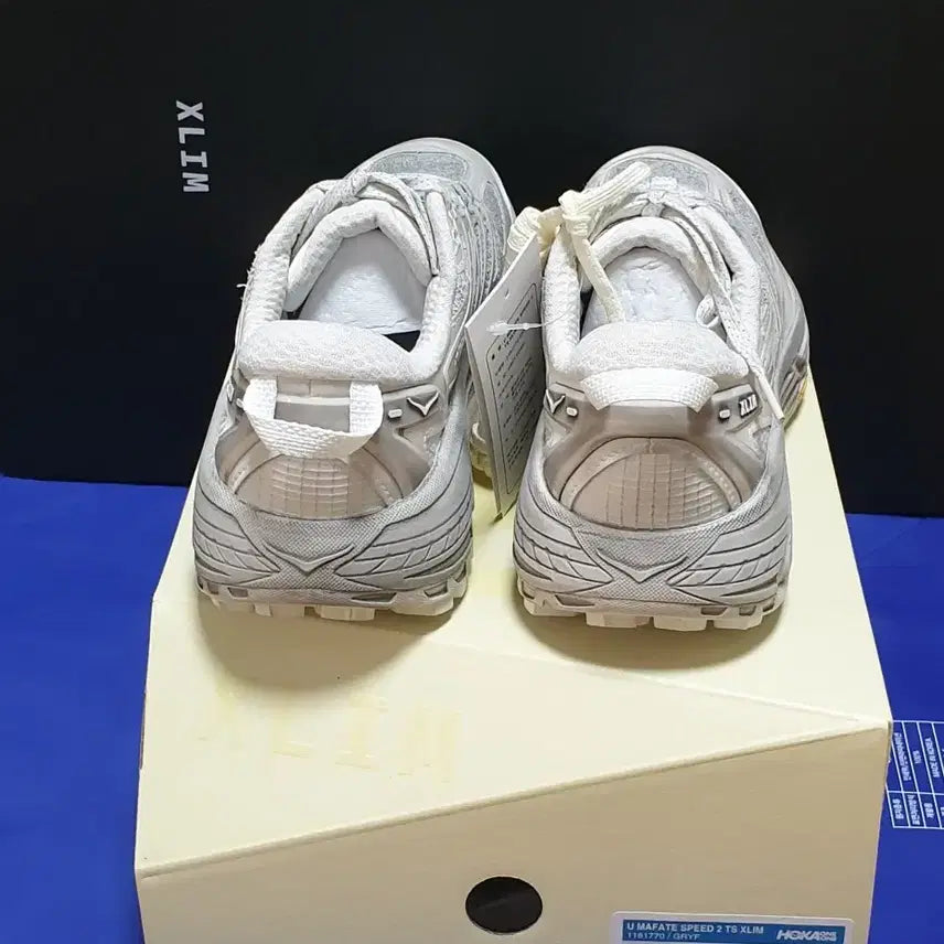 [BUNJANG] Hoka x Exlim Mafate Speed 2 TS Collaboration Sneakers / 호카 x 엑슬림 마파테 스피드 2 TS 그레이 폼(250)