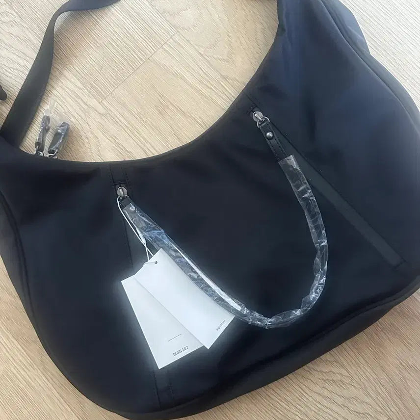 [BUNJANG] Begin 202 Nylon Hobo Bag / 비긴 202 나일론 호보백 (새상품)