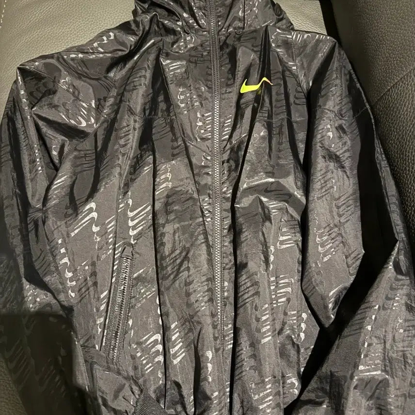 [BUNJANG] Nike Windrunner Jacket / 나이키 윈드러너 바람막이
