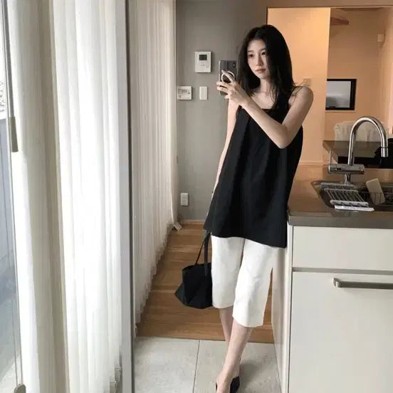 [BUNJANG] White Capri Pants with Side Slits / 카프리팬츠