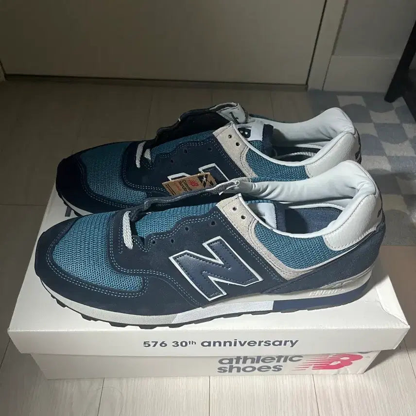[BUNJANG] New Balance 576 Made in UK Navy 30th Anniversary / 뉴발란스 576 메이드 인 UK 네이비 30주년 290