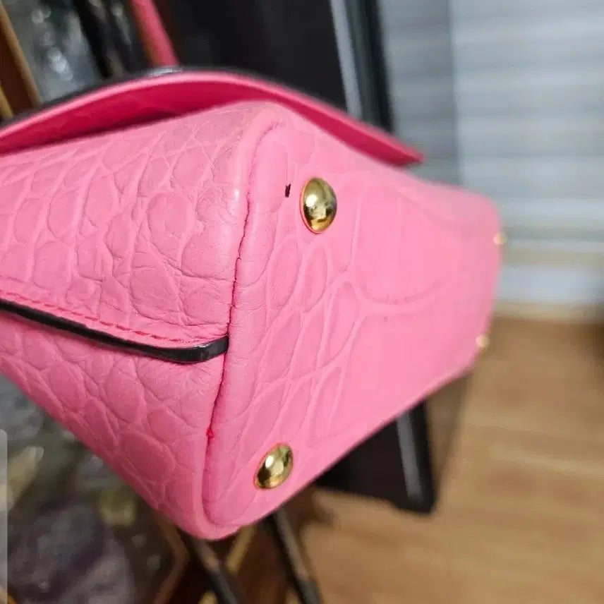 [BUNJANG] MCM Mira Croco Embossed Leather Shoulder Bag Pink / MCM 130만원대 미라 크로코 엠보스드 레더 숄더백