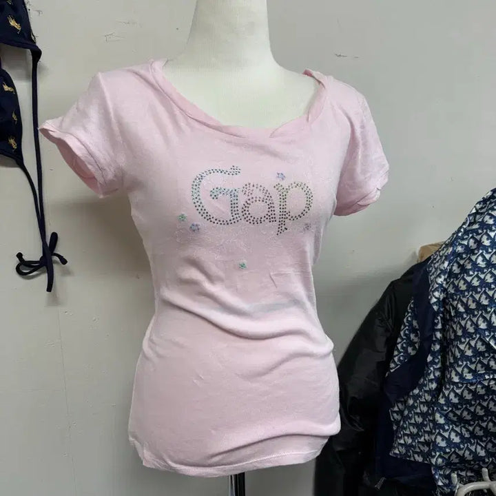 [BUNJANG] GAP Pink Short Sleeve T-Shirt / 갭 GAP 핑크 반팔티